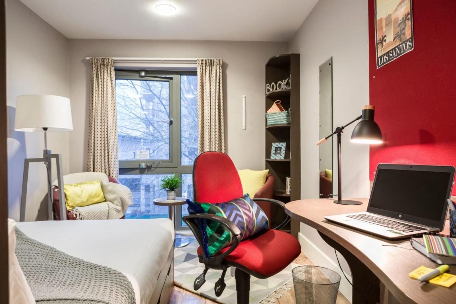 Student Only - Apartment *